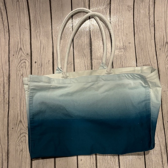 Athleta Gradient Blue Tote Bag NWOT athletic leisure bag great for gym - Picture 5 of 7